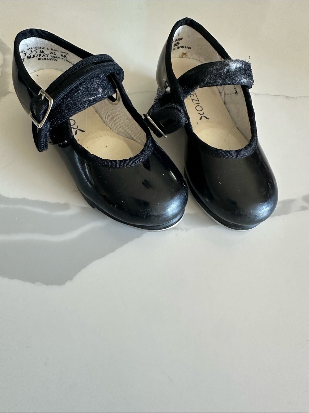 Capezio toddler girl size 7.5m tap shoes